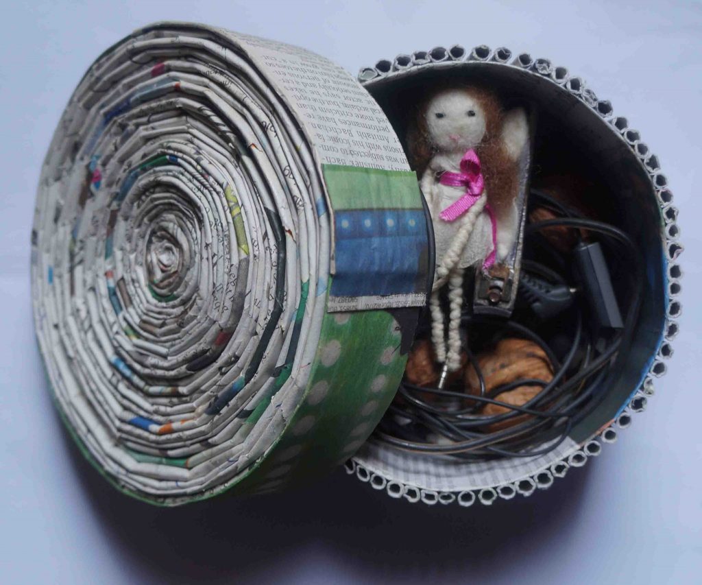 recycled-crafts-nepal-nepali -artisans-jewellery-box