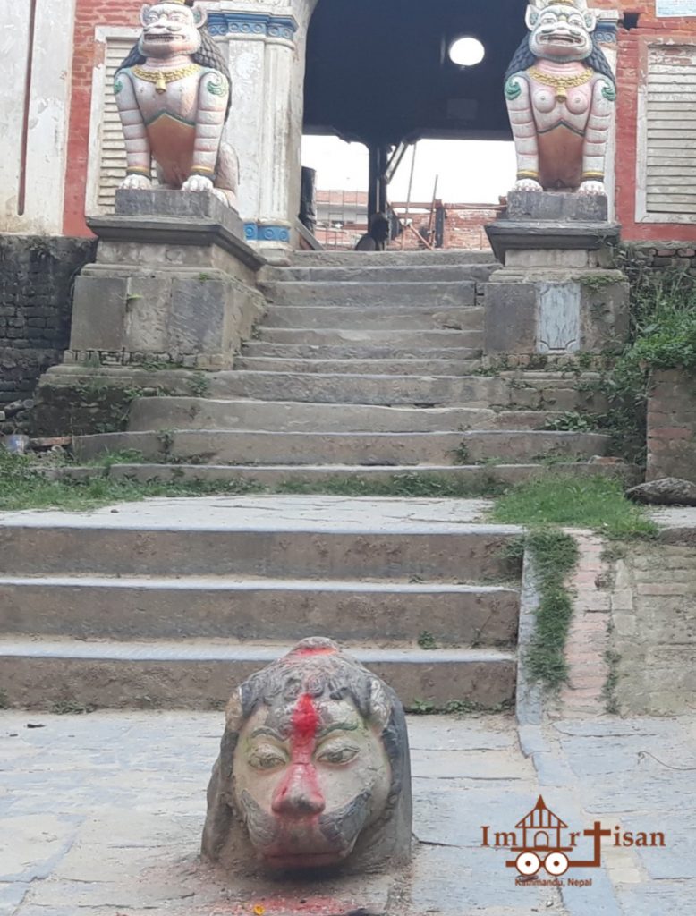 stone-lion-story-nepal