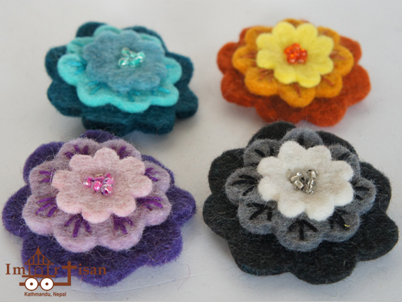 felt-3-layer-flower-brooch-with-beads
