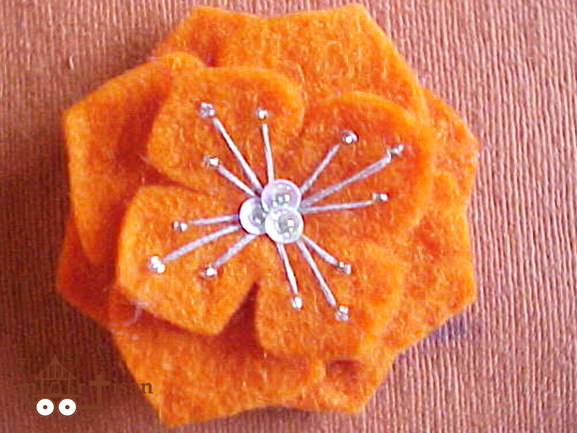 felt-flower-brooch-w-three-sitara-in-the-center