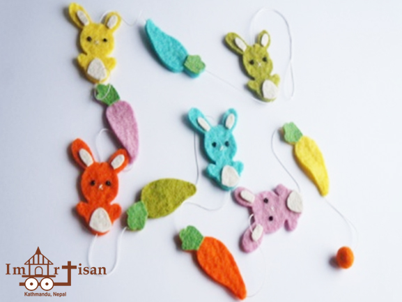 felt-garland-rabbit-and-carrot