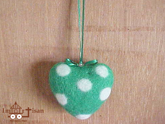 felt-heart-ornament-dot-designed