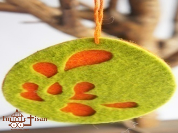 felt-ornament-egg-w-cutwork-design-01