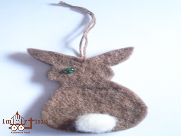 felt-ornament-rabbit-w-tail