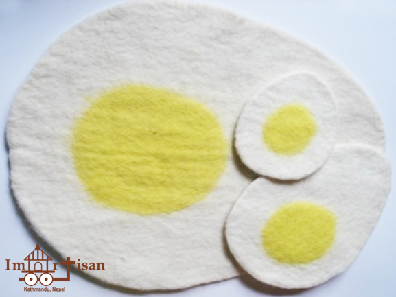 felt-placemat-teacoaster-hotpad-egg-design