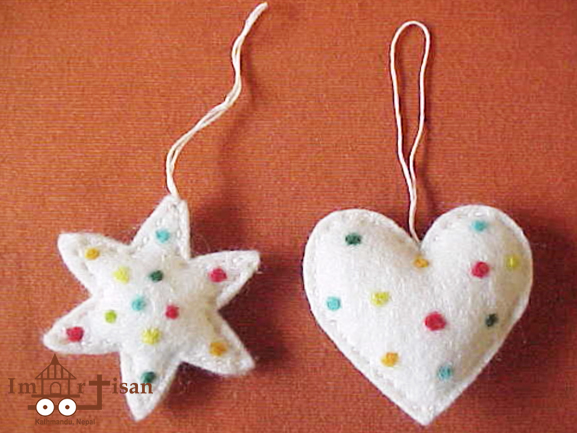 felt-star-heart-ornament-w-multi-dots